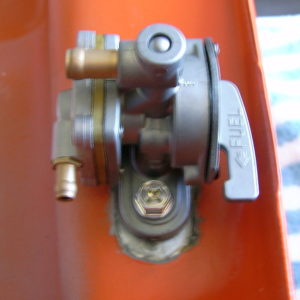 Fuel tap assembled in tank